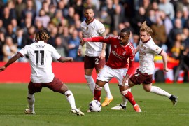 Man City Vượt Khó, Đánh Bại Nottingham 2-0: Tiếp Tục Áp Sát Arsenal