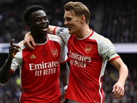 Arsenal Vượt Qua Tottenham 3-2 Trong Trận Derby Kịch Tính: Tiếp Tục Dẫn Đầu Ngoại Hạng Anh